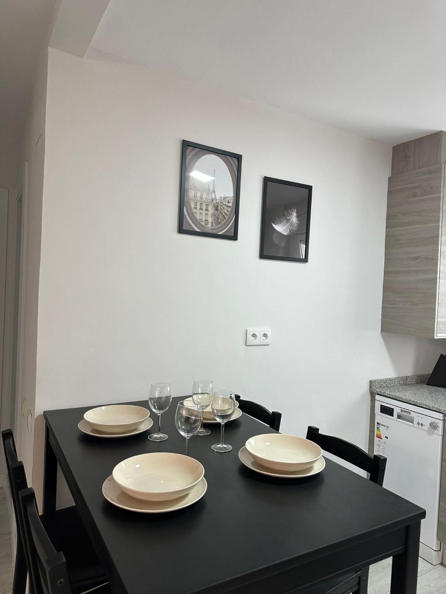 Cozy Flat 5 Mins From The Beach Gijón Exterior foto