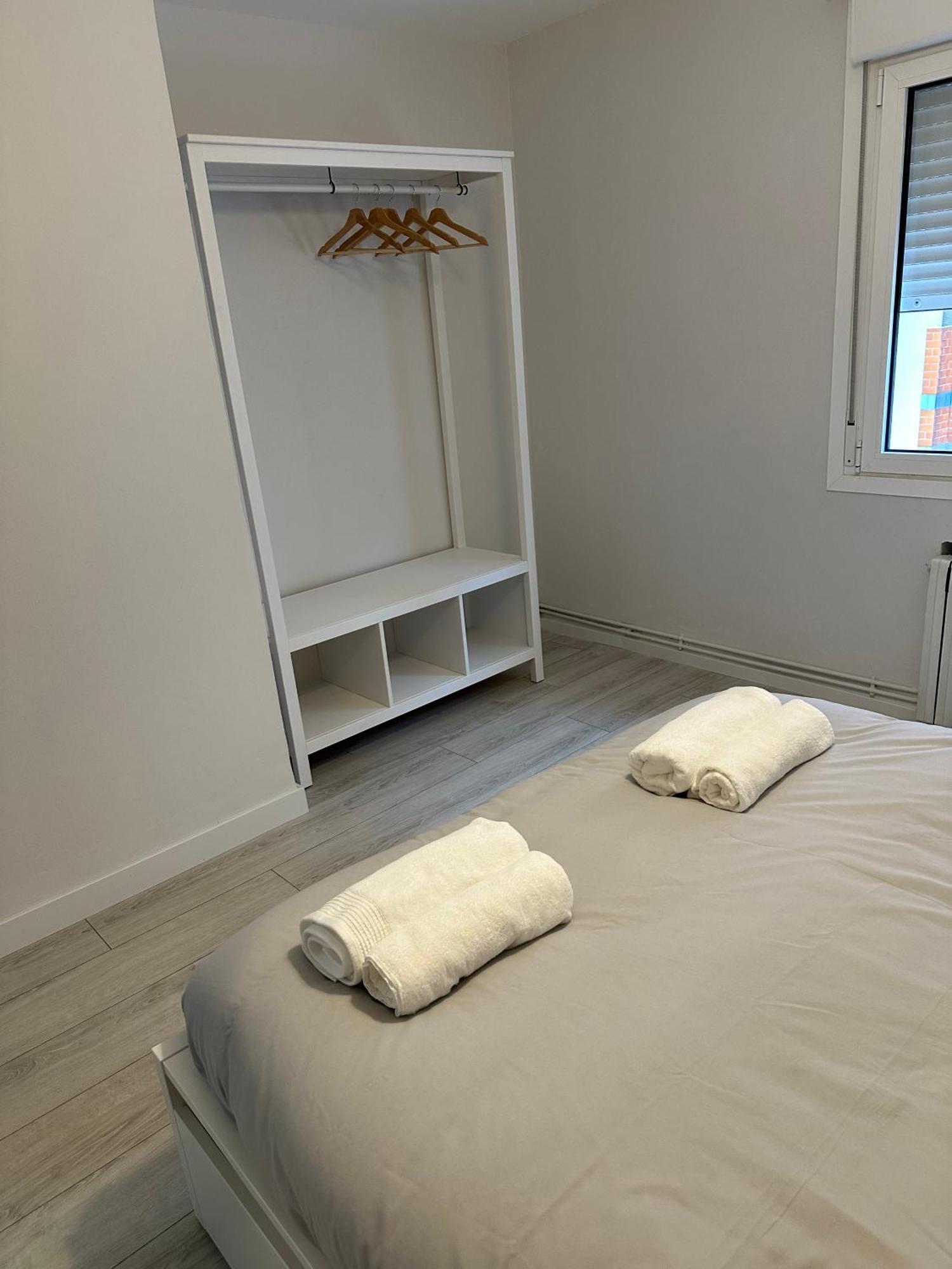 Cozy Flat 5 Mins From The Beach Gijón Exterior foto