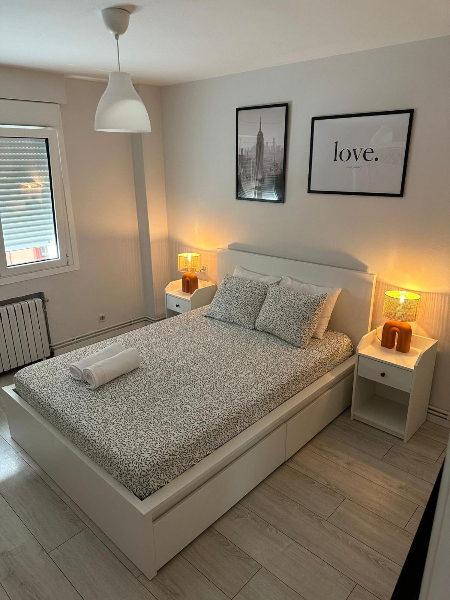 Cozy Flat 5 Mins From The Beach Gijón Exterior foto
